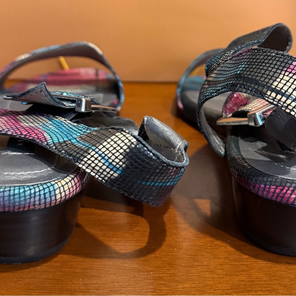 Array Multicolor Women's Sandals - image 3